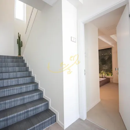Villa Alberobbe Luxury *