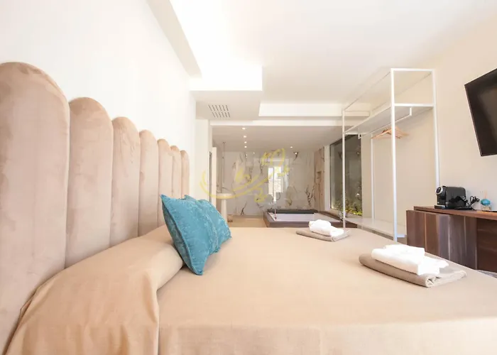 Alberobbe Luxury Pensión 4*